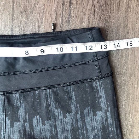 Lululemon Leggings Run Inspire Crop II Full-On Luxtreme Mesh Black Size 4 - Picture 8 of 9
